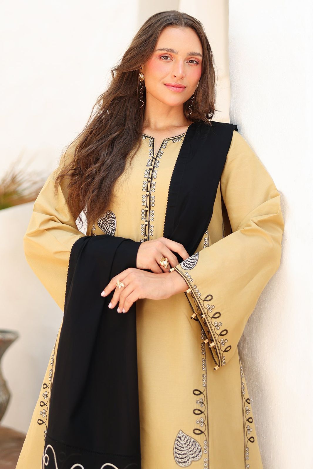 Most Demanding Edition | 3PC Unstitched Embroidered Dhank Suit