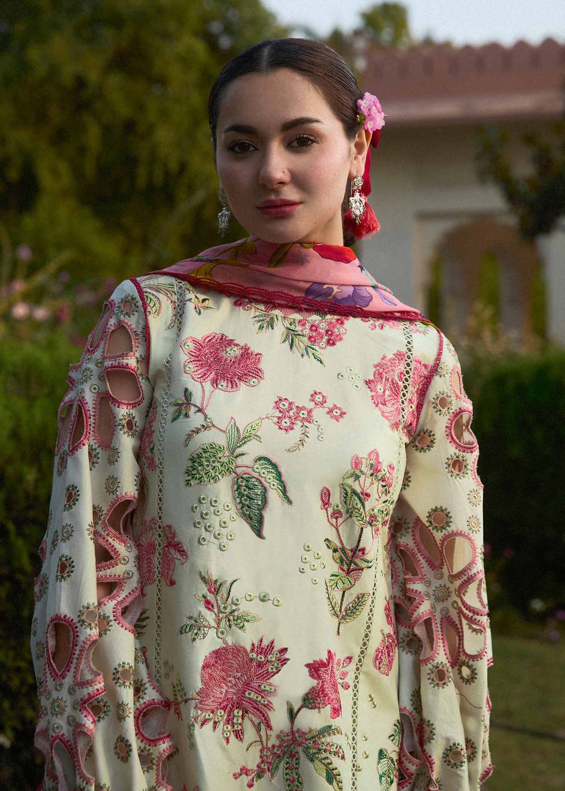 Most Demanding Edition πΈ Premium 3PC Unstitched Suit β Dhank Fabric - Image 3