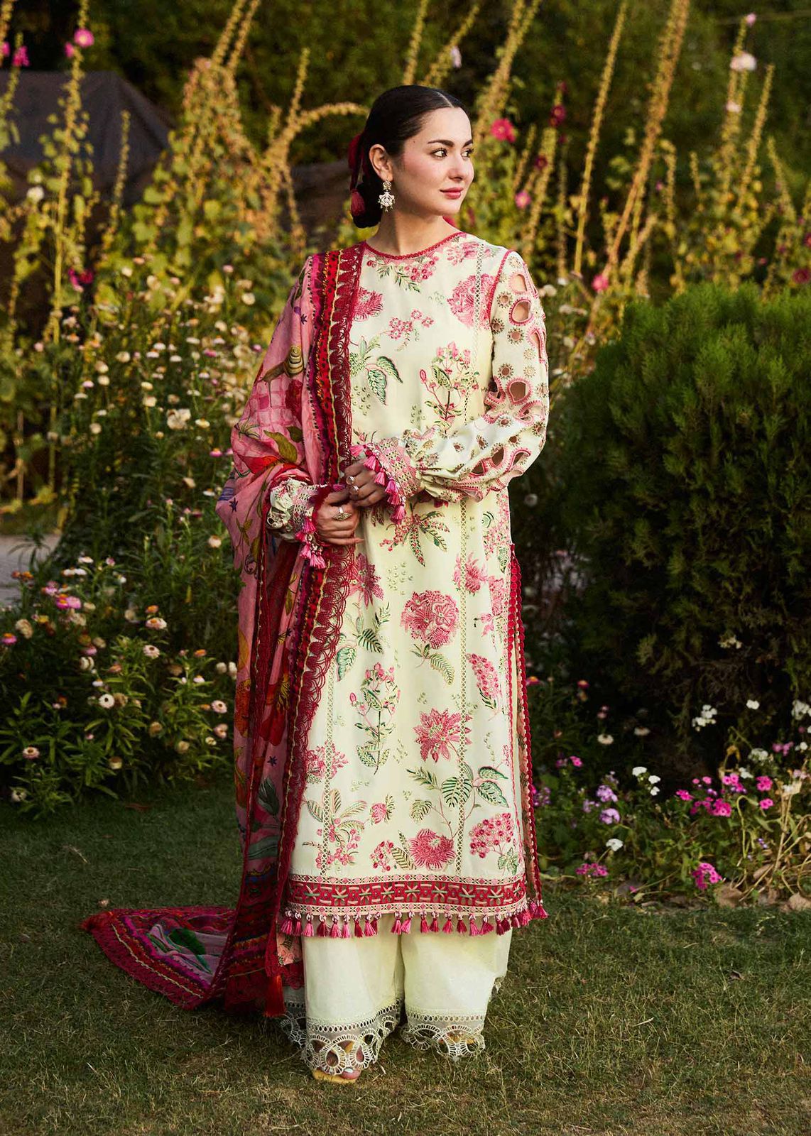 Most Demanding Edition πΈ Premium 3PC Unstitched Suit β Dhank Fabric