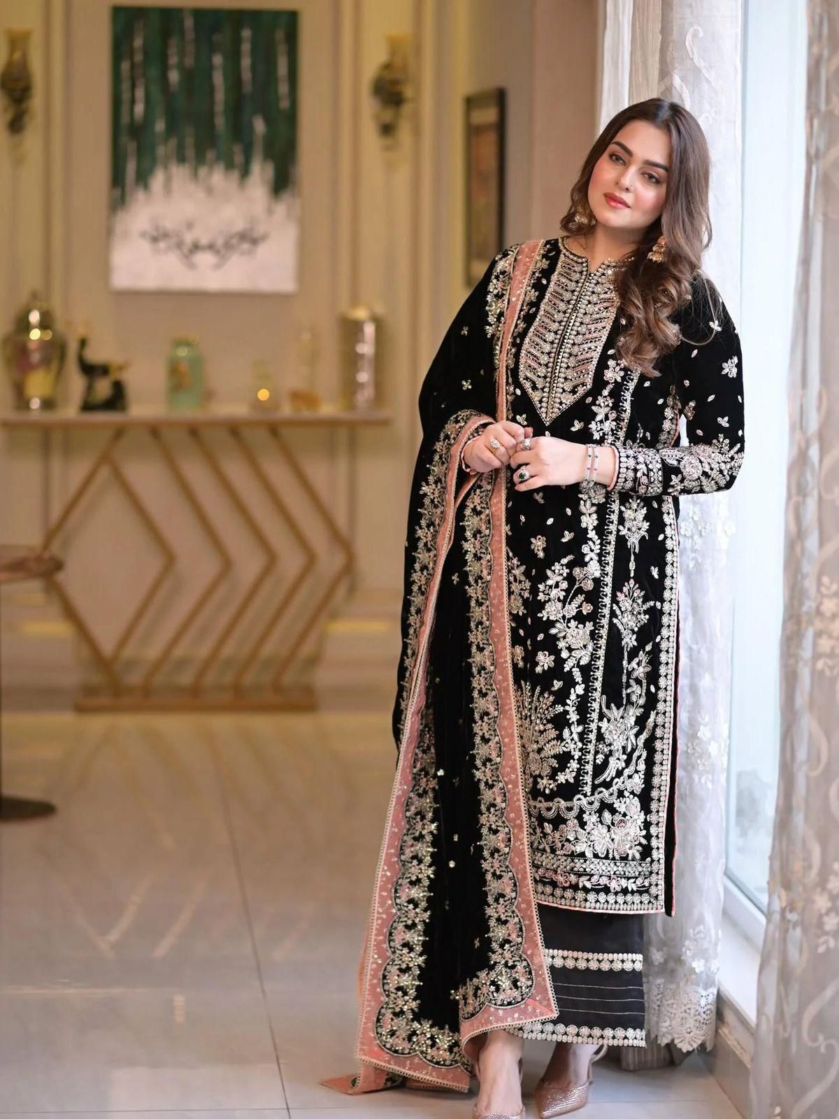 Exclusive 9000 Micron Velvet Embroidered 3PC Luxury Suit (Black - Image 2