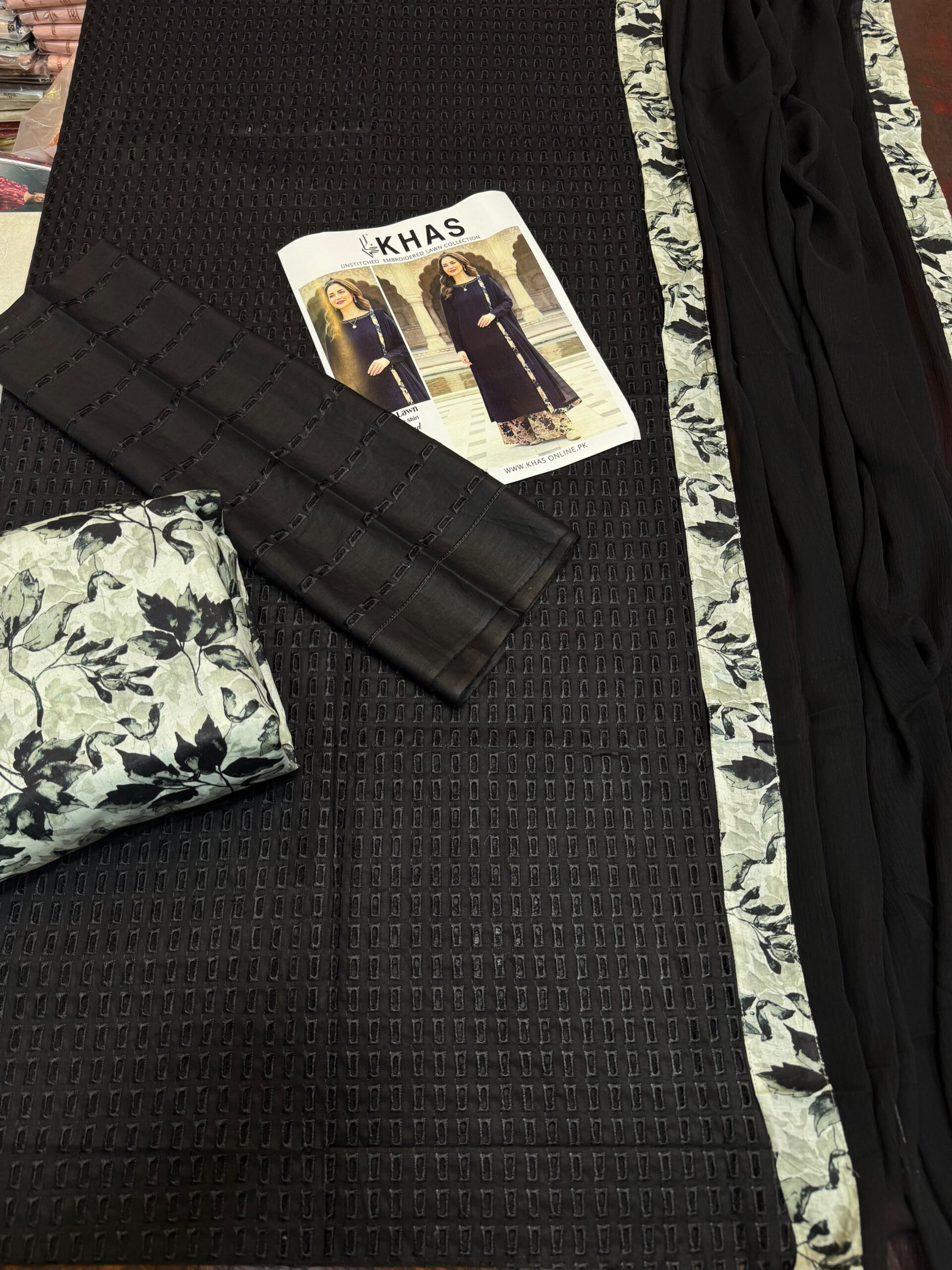 Khaas Luxury Lawn 3 Piece Suit โ Ready to Wear Chiffon Dupatta - Image 3